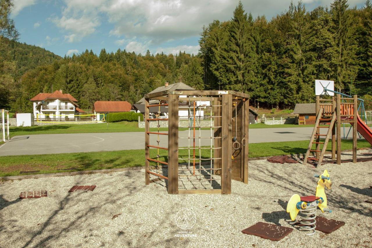 House Of Adventure - The Base To Explore Slovenia Laze v Tuhinju Ngoại thất bức ảnh